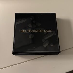 NWOT Pat McGrath Labs Eyeshadow palette